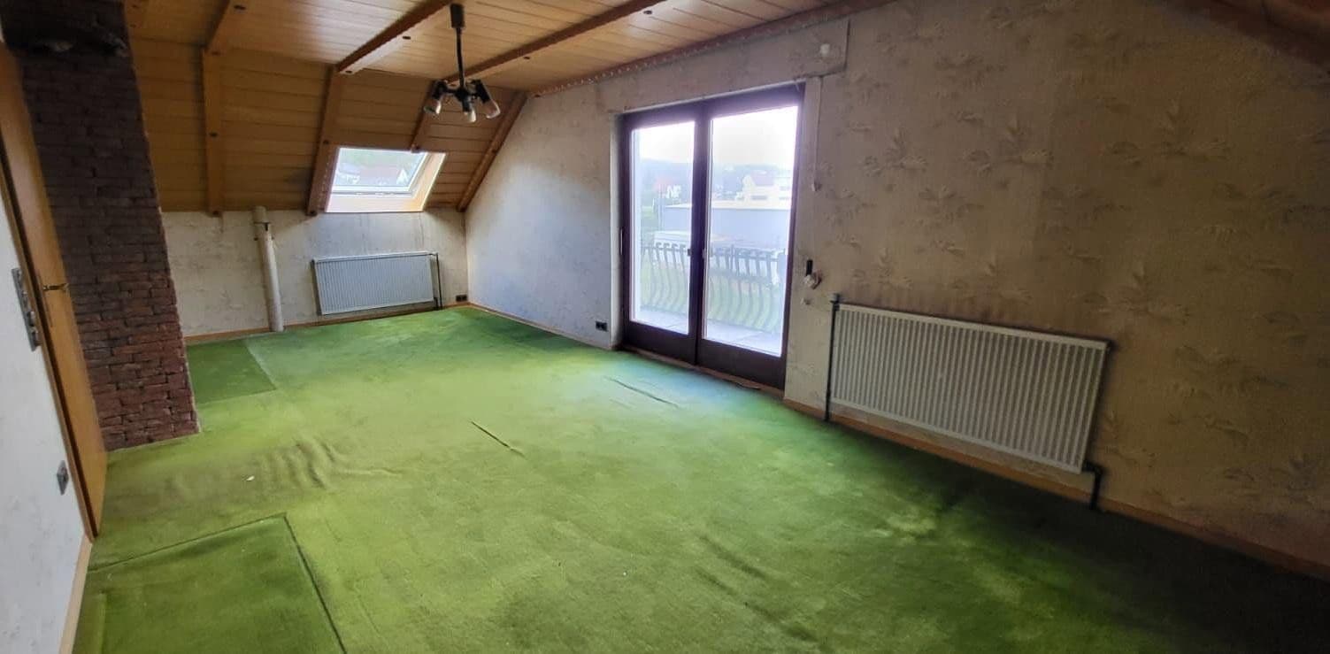 Prodej domu 197 m², pozemek 800 m², Schorndorf, Bádensko-Württembersko Prodej domu 197 m², pozemek 800 m², Schorndorf, Bádensko-Württembersko