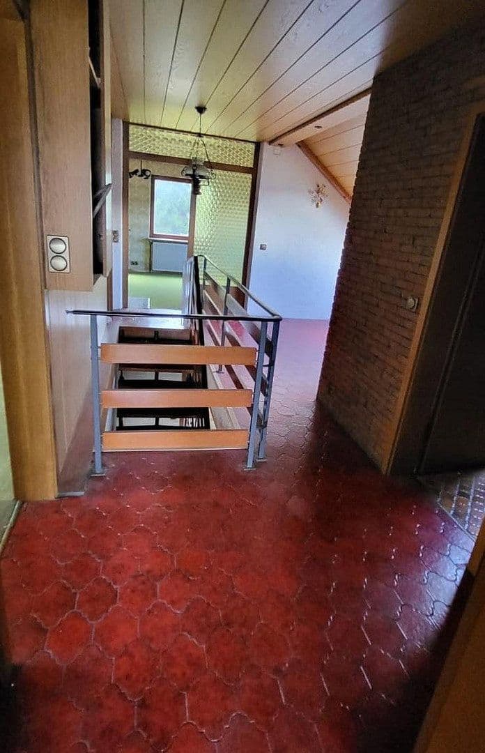 Prodej domu 197 m², pozemek 800 m², Schorndorf, Bádensko-Württembersko Prodej domu 197 m², pozemek 800 m², Schorndorf, Bádensko-Württembersko