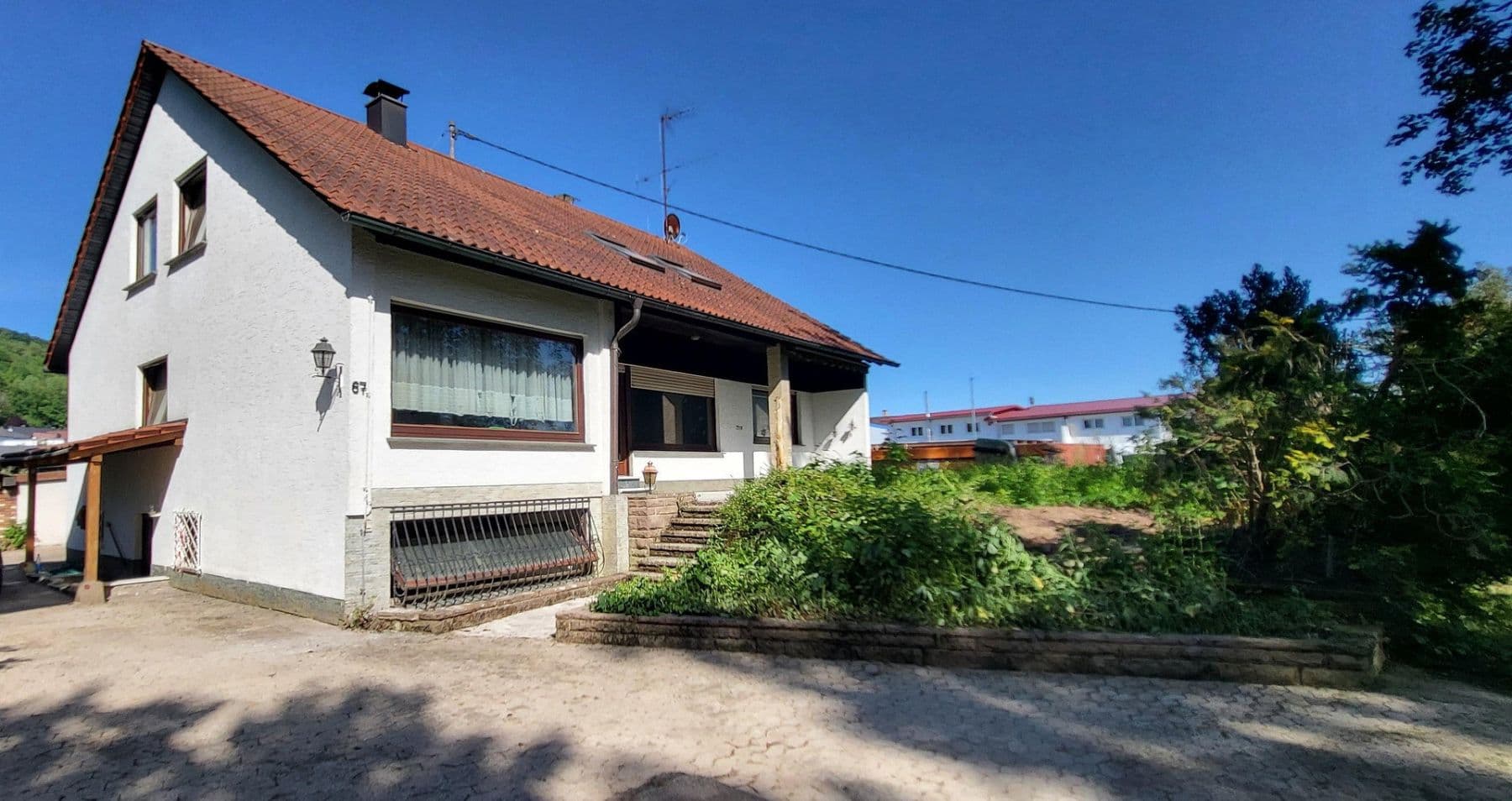 Prodej domu 197 m², pozemek 800 m², Schorndorf, Bádensko-Württembersko Prodej domu 197 m², pozemek 800 m², Schorndorf, Bádensko-Württembersko