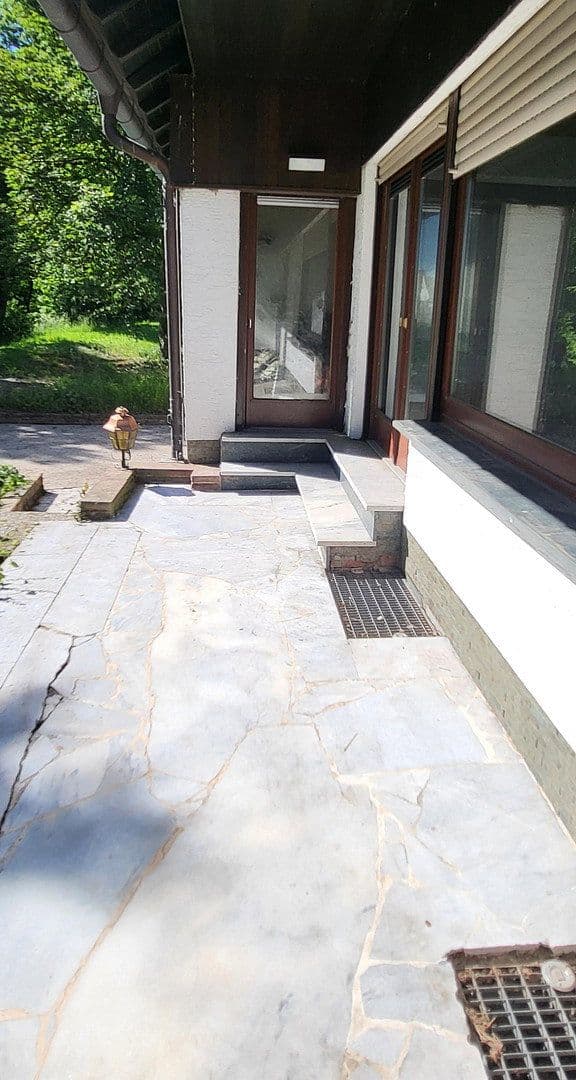 Prodej domu 197 m², pozemek 800 m², Schorndorf, Bádensko-Württembersko Prodej domu 197 m², pozemek 800 m², Schorndorf, Bádensko-Württembersko