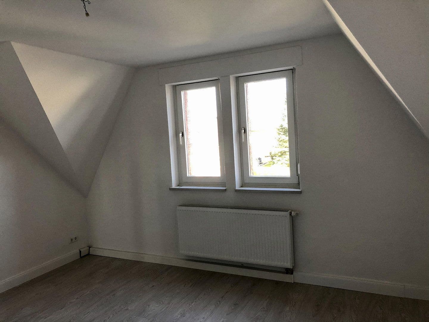 Pronájem bytu 2+1 66 m², Kölner Straße 48, Burscheid, Severní Porýní-Vestfálsko Pronájem bytu 2+1 66 m², Kölner Straße 48, Burscheid, Severní Porýní-Vestfálsko