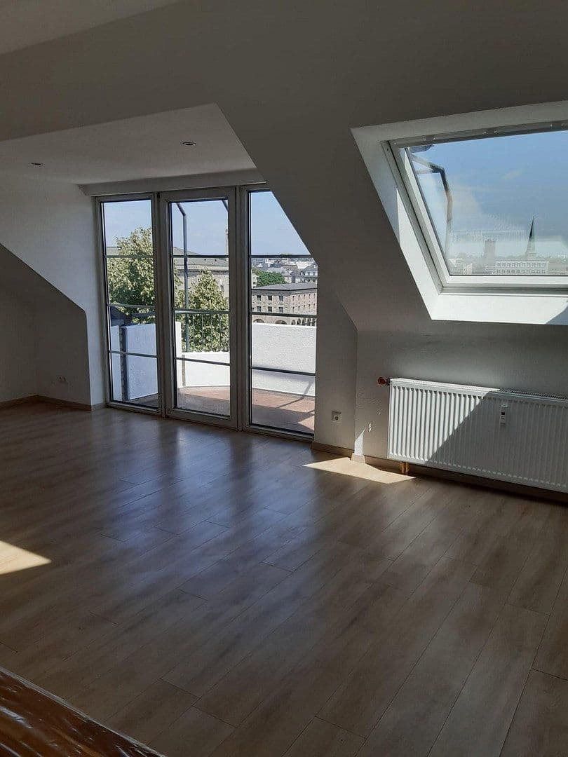 Pronájem bytu 1+1 55 m², Mühlenberg 10, Mülheim an der Ruhr, Severní Porýní-Vestfálsko Pronájem bytu 1+1 55 m², Mühlenberg 10, Mülheim an der Ruhr, Severní Porýní-Vestfálsko