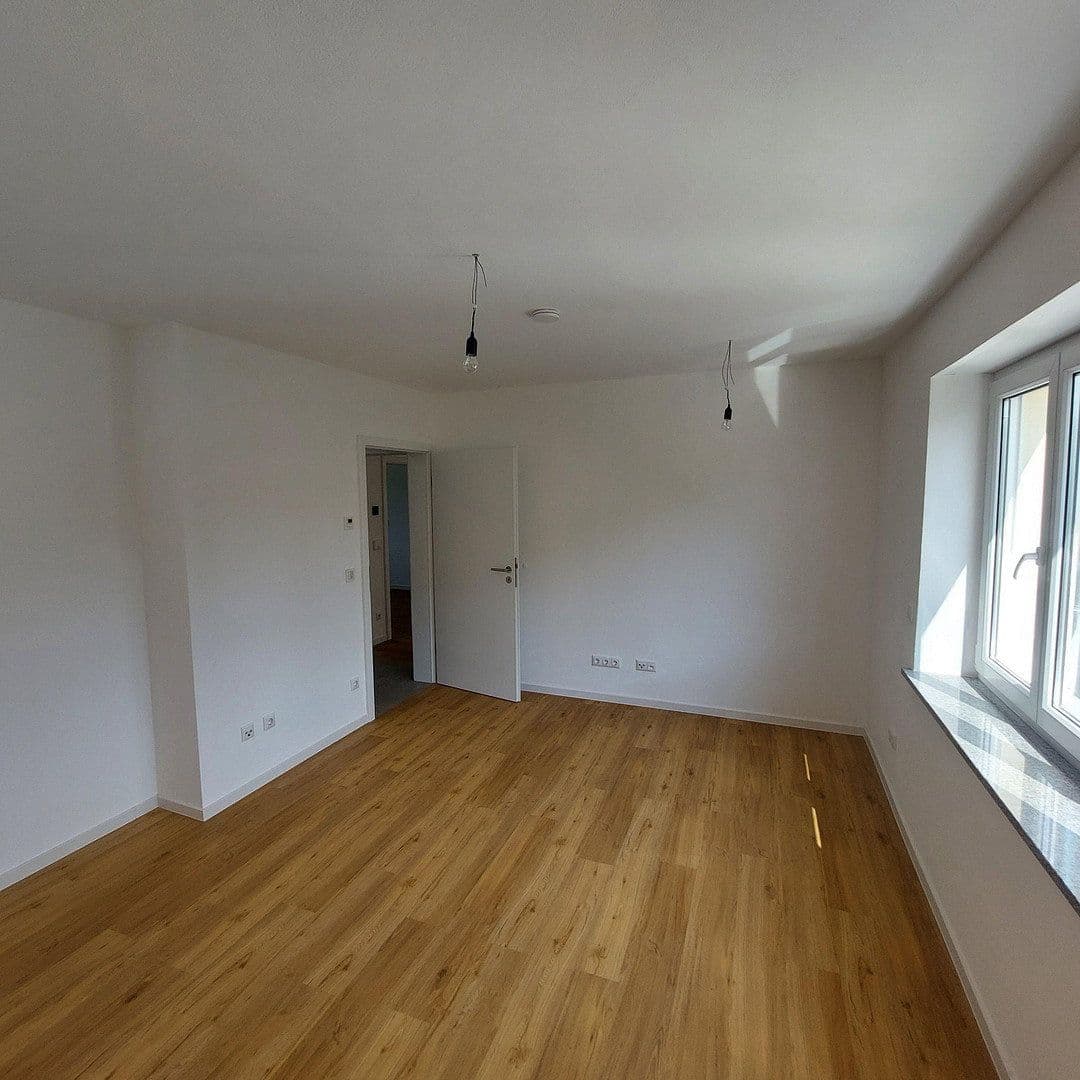 Pronájem bytu 4+kk 117 m², Hemau, Bavorsko Pronájem bytu 4+kk 117 m², Hemau, Bavorsko