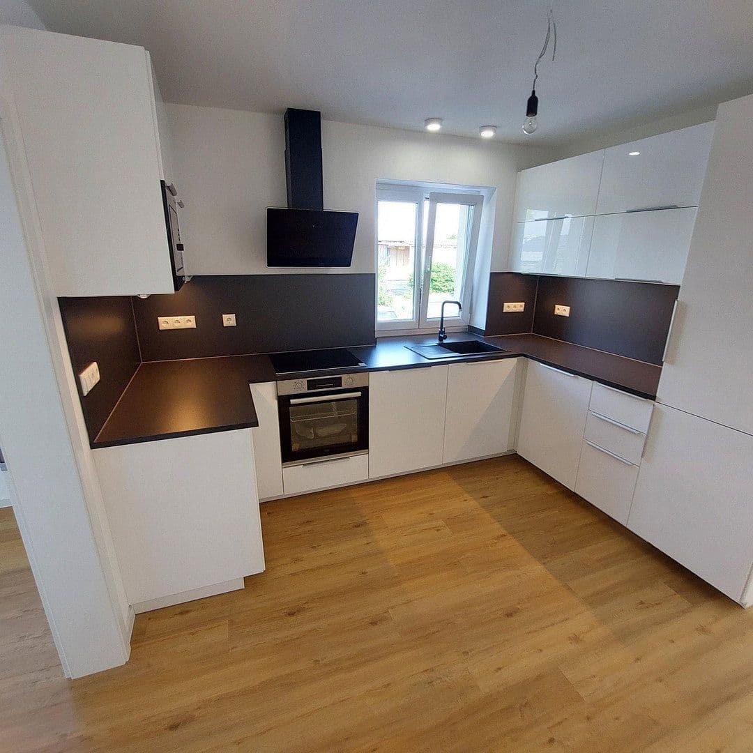 Pronájem bytu 4+kk 117 m², Hemau, Bavorsko Pronájem bytu 4+kk 117 m², Hemau, Bavorsko