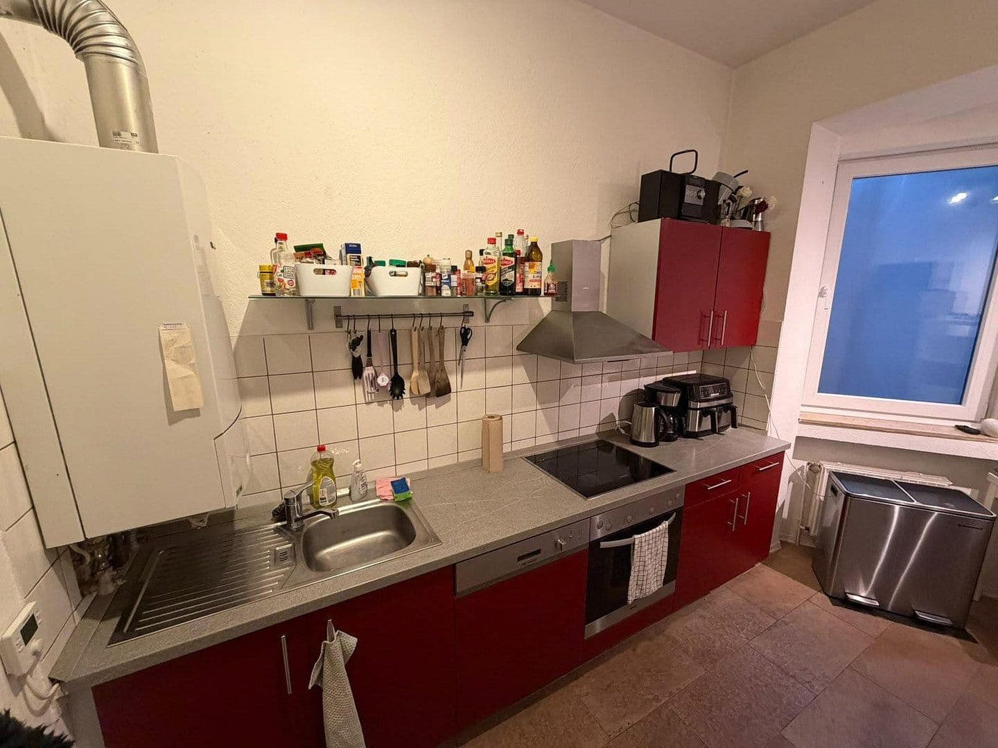 Pronájem bytu 3+1 82 m², Jahnstr. 1, Köln, Severní Porýní-Vestfálsko Pronájem bytu 3+1 82 m², Jahnstr. 1, Köln, Severní Porýní-Vestfálsko