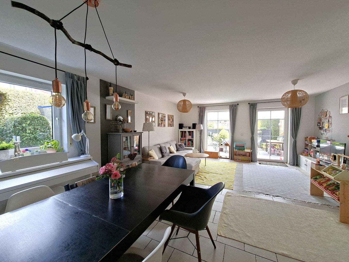 Prodej domu 120 m², pozemek 396 m², Hennef (Sieg), Severní Porýní-Vestfálsko Prodej domu 120 m², pozemek 396 m², Hennef (Sieg), Severní Porýní-Vestfálsko