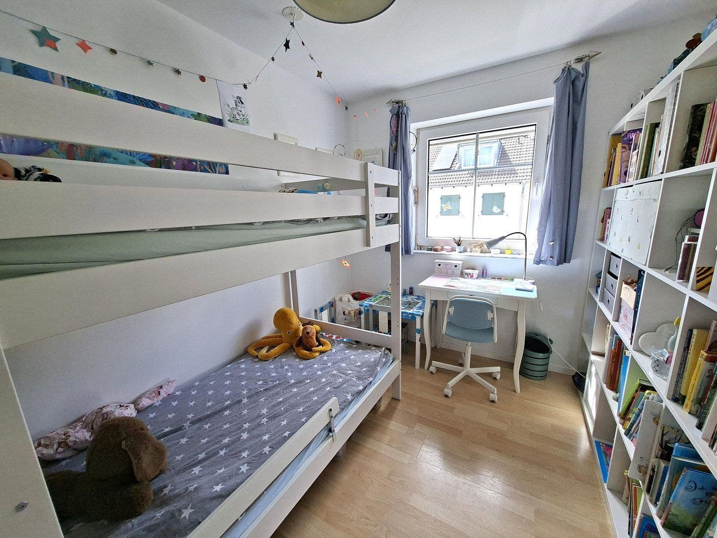 Prodej domu 120 m², pozemek 396 m², Hennef (Sieg), Severní Porýní-Vestfálsko Prodej domu 120 m², pozemek 396 m², Hennef (Sieg), Severní Porýní-Vestfálsko