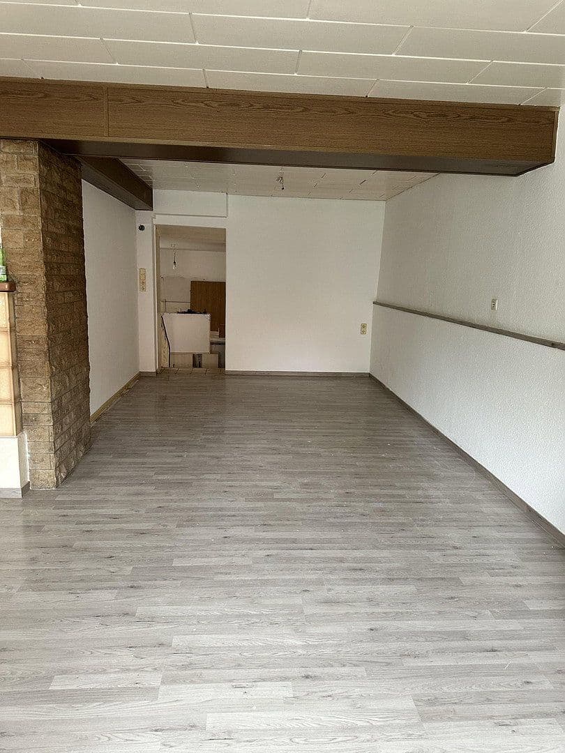 Pronájem bytu 4+1 115 m², Delligsen, Dolní Sasko Pronájem bytu 4+1 115 m², Delligsen, Dolní Sasko