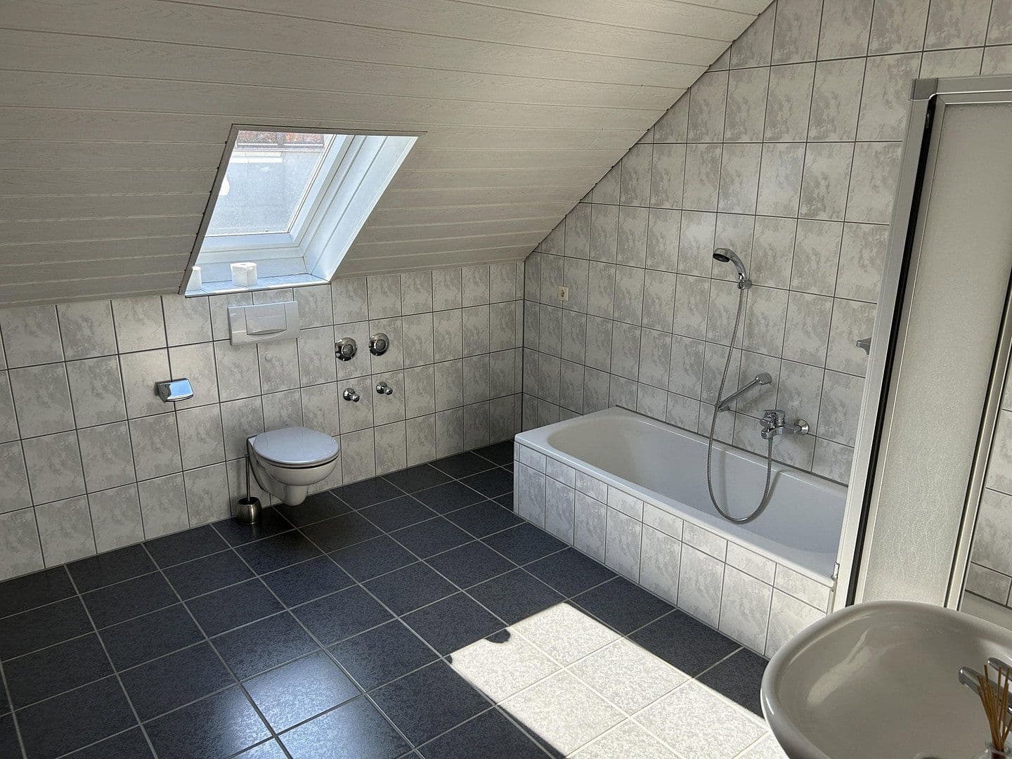 Pronájem bytu 3+kk 85 m², Wüstenrot, Bádensko-Württembersko Pronájem bytu 3+kk 85 m², Wüstenrot, Bádensko-Württembersko