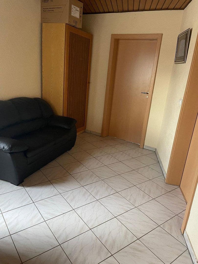 Pronájem bytu 4+kk 137 m², Sprendlinger Strasse 5, Pfaffen-Schwabenheim, Porýní-Falc Pronájem bytu 4+kk 137 m², Sprendlinger Strasse 5, Pfaffen-Schwabenheim, Porýní-Falc
