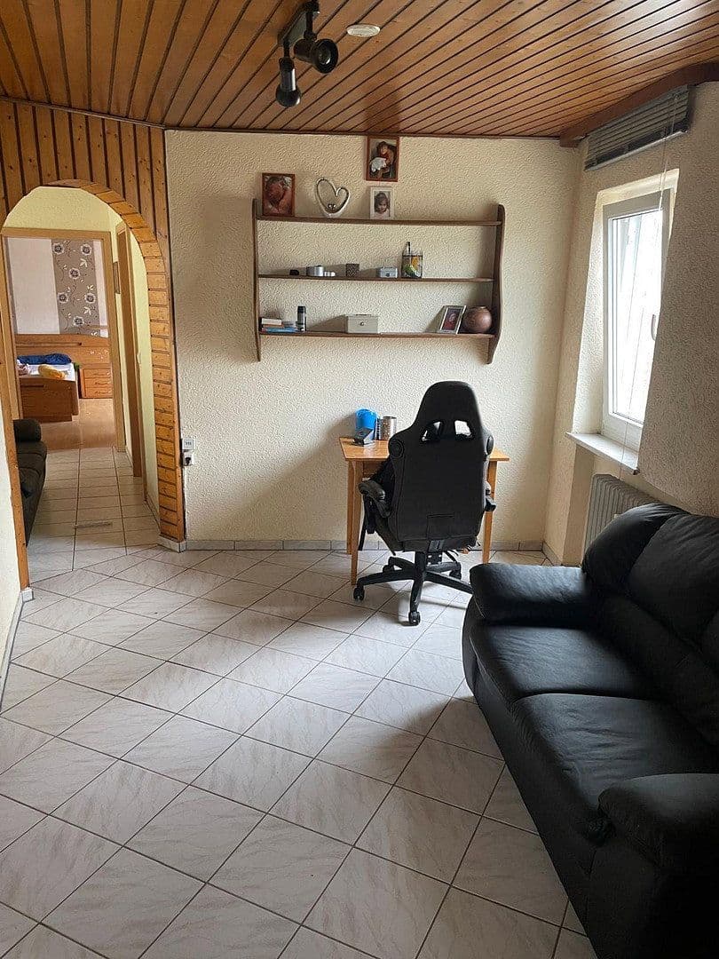 Pronájem bytu 4+kk 137 m², Sprendlinger Strasse 5, Pfaffen-Schwabenheim, Porýní-Falc Pronájem bytu 4+kk 137 m², Sprendlinger Strasse 5, Pfaffen-Schwabenheim, Porýní-Falc