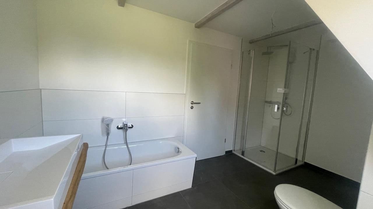 Pronájem bytu 4+1 124 m², Hollernstr. 109, Hollern-Twielenfleth, Dolní Sasko Pronájem bytu 4+1 124 m², Hollernstr. 109, Hollern-Twielenfleth, Dolní Sasko
