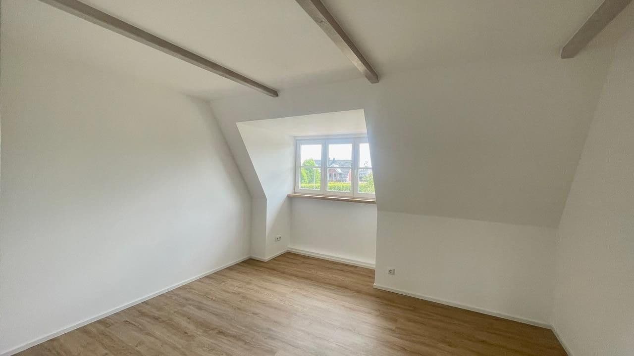 Pronájem bytu 4+1 124 m², Hollernstr. 109, Hollern-Twielenfleth, Dolní Sasko Pronájem bytu 4+1 124 m², Hollernstr. 109, Hollern-Twielenfleth, Dolní Sasko