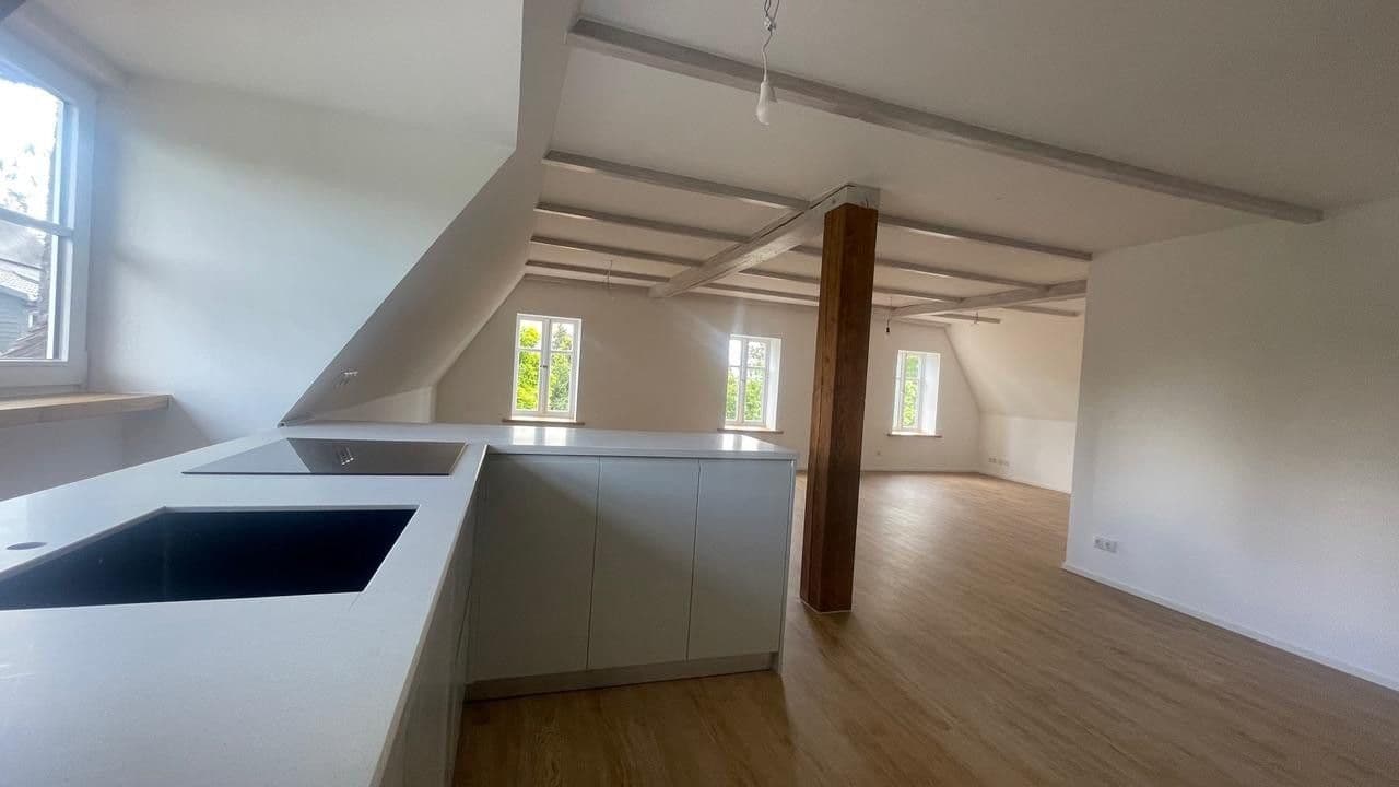 Pronájem bytu 4+1 124 m², Hollernstr. 109, Hollern-Twielenfleth, Dolní Sasko Pronájem bytu 4+1 124 m², Hollernstr. 109, Hollern-Twielenfleth, Dolní Sasko