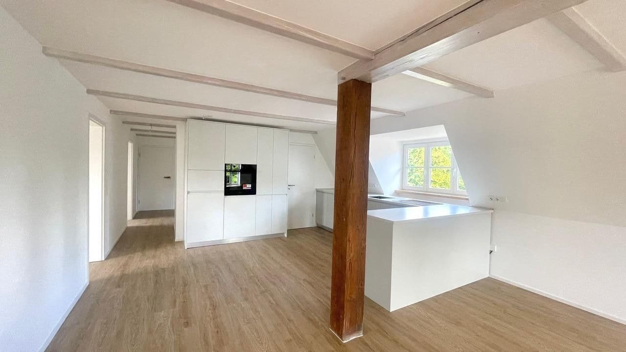 Pronájem bytu 4+1 124 m², Hollernstr. 109, Hollern-Twielenfleth, Dolní Sasko Pronájem bytu 4+1 124 m², Hollernstr. 109, Hollern-Twielenfleth, Dolní Sasko