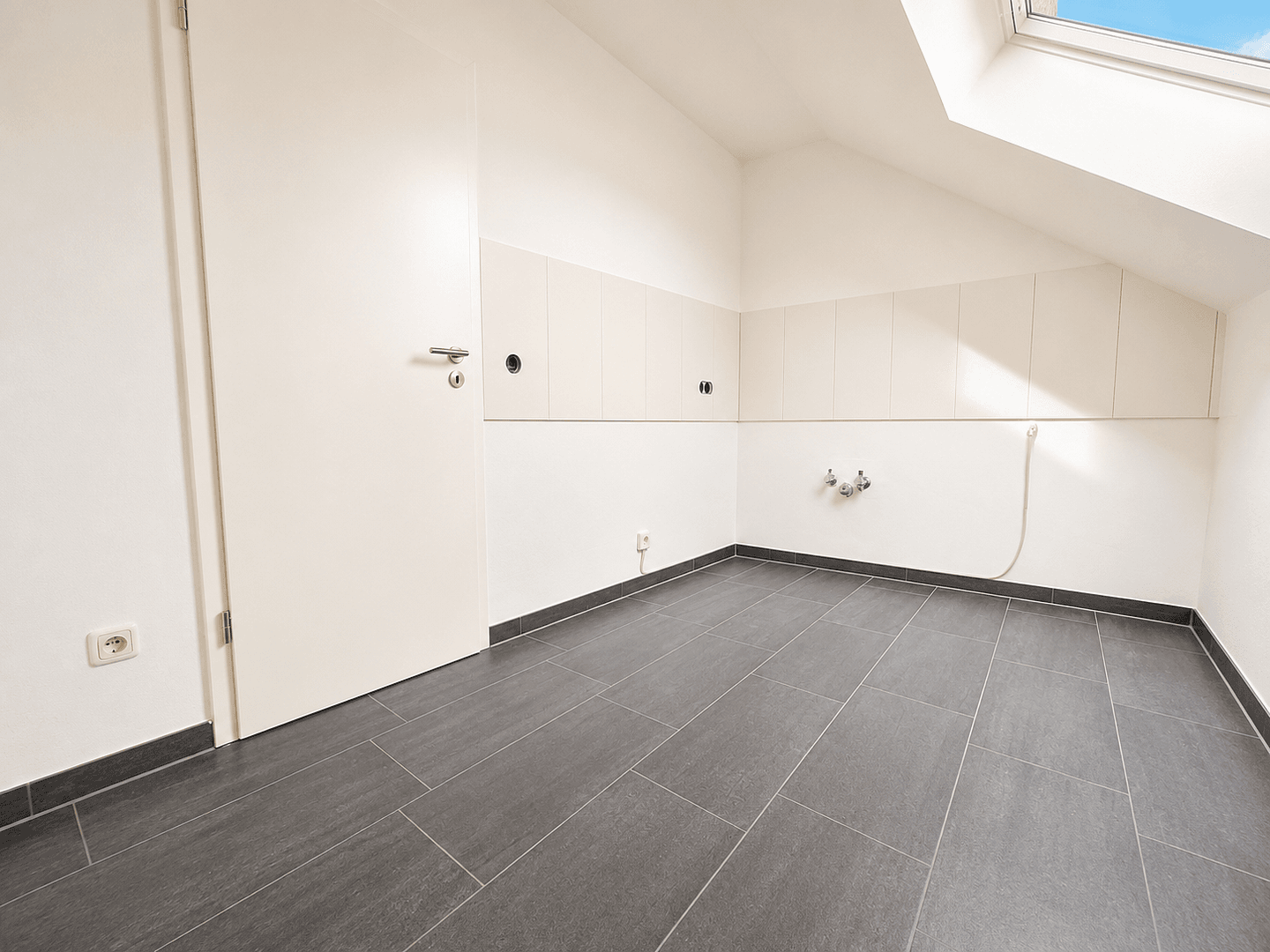 Pronájem bytu 3+1 74 m², Liebigstraße 16a, Waldkraiburg, Bavorsko Pronájem bytu 3+1 74 m², Liebigstraße 16a, Waldkraiburg, Bavorsko