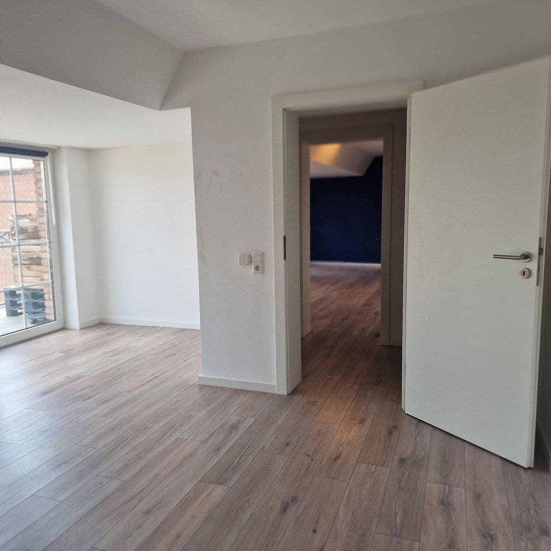Prodej bytu 2+1 71 m², Hüchelner Straße 75, Frechen, Severní Porýní-Vestfálsko Prodej bytu 2+1 71 m², Hüchelner Straße 75, Frechen, Severní Porýní-Vestfálsko