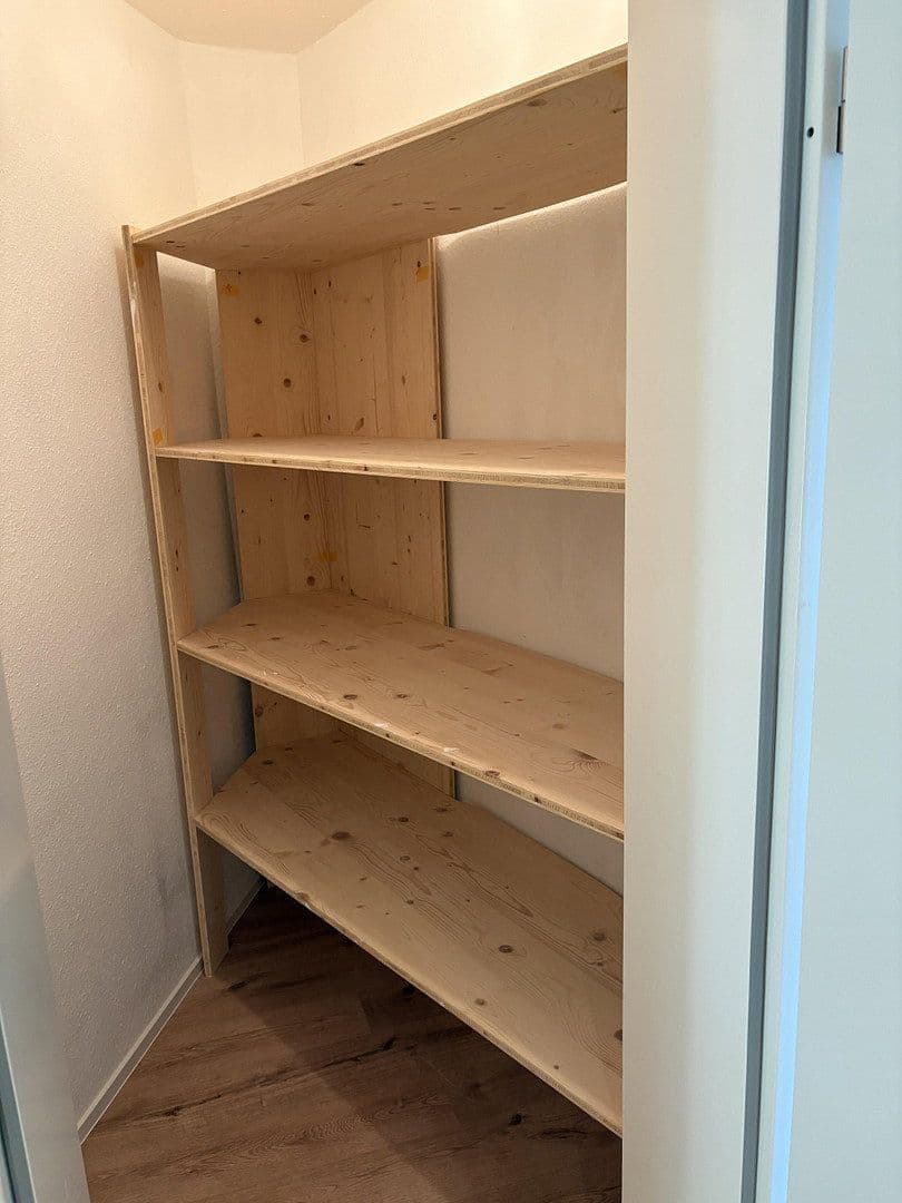 Pronájem bytu 3+1 113 m², Wangen im Allgäu, Bádensko-Württembersko Pronájem bytu 3+1 113 m², Wangen im Allgäu, Bádensko-Württembersko
