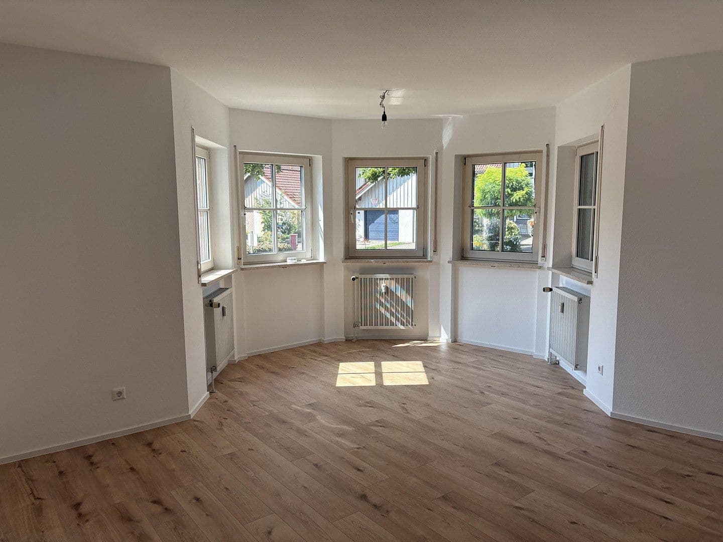 Pronájem bytu 3+1 113 m², Wangen im Allgäu, Bádensko-Württembersko Pronájem bytu 3+1 113 m², Wangen im Allgäu, Bádensko-Württembersko