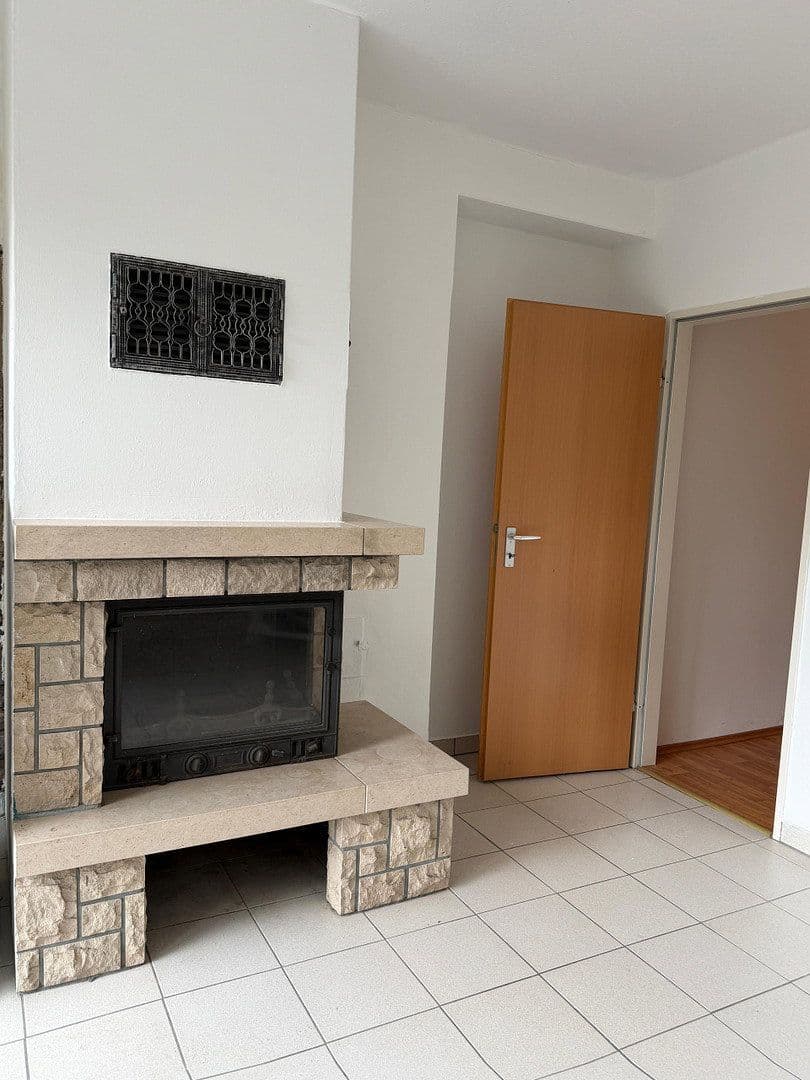Prodej domu 263 m², pozemek 911 m², Heißener Straße 90, Mülheim an der Ruhr, Severní Porýní-Vestfálsko Prodej domu 263 m², pozemek 911 m², Heißener Straße 90, Mülheim an der Ruhr, Severní Porýní-Vestfálsko