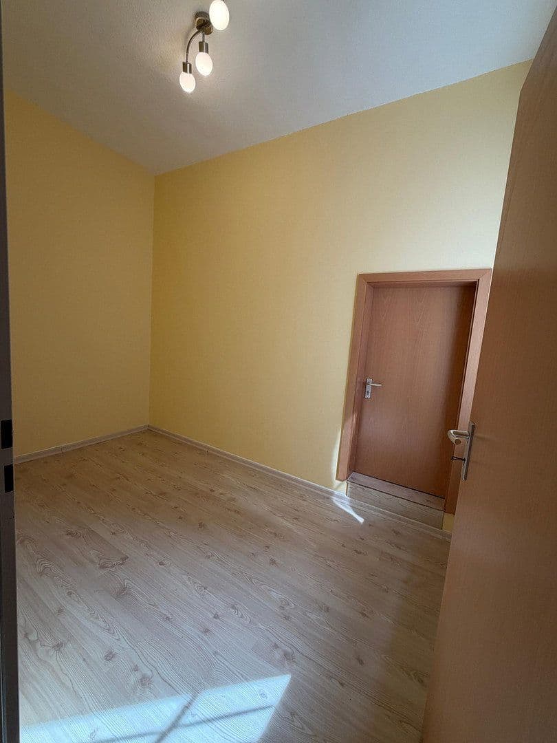 Prodej domu 263 m², pozemek 911 m², Heißener Straße 90, Mülheim an der Ruhr, Severní Porýní-Vestfálsko Prodej domu 263 m², pozemek 911 m², Heißener Straße 90, Mülheim an der Ruhr, Severní Porýní-Vestfálsko