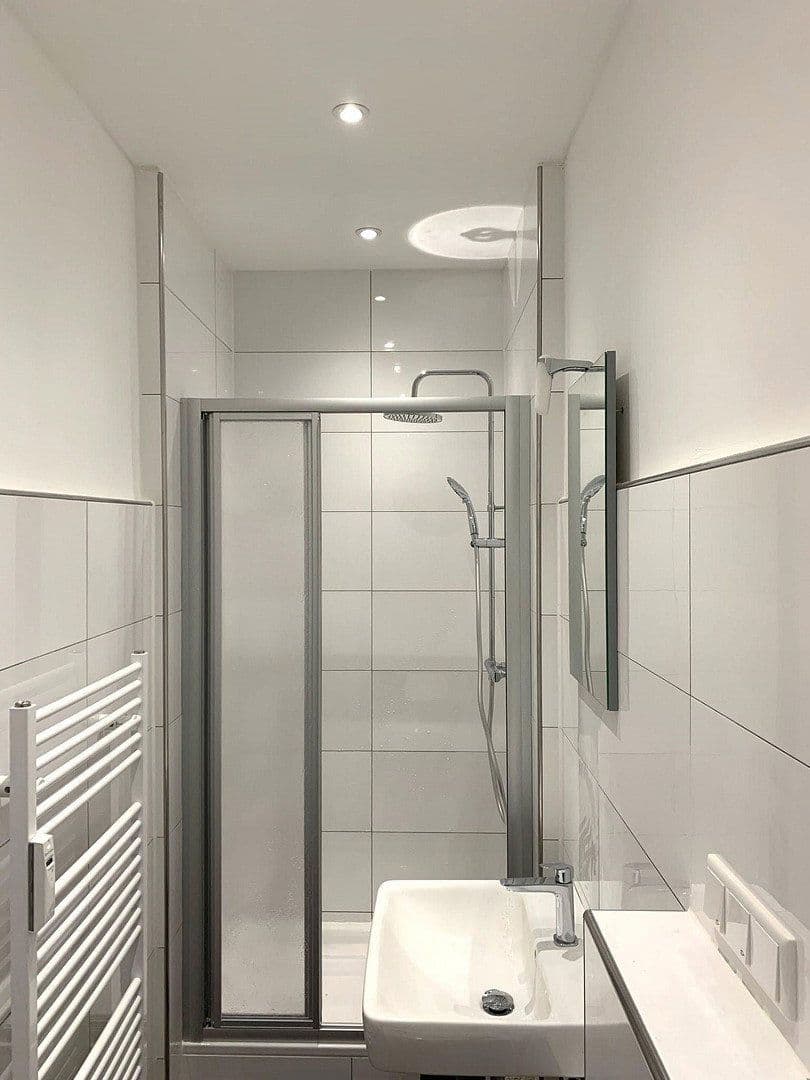 Prodej domu 263 m², pozemek 911 m², Heißener Straße 90, Mülheim an der Ruhr, Severní Porýní-Vestfálsko Prodej domu 263 m², pozemek 911 m², Heißener Straße 90, Mülheim an der Ruhr, Severní Porýní-Vestfálsko
