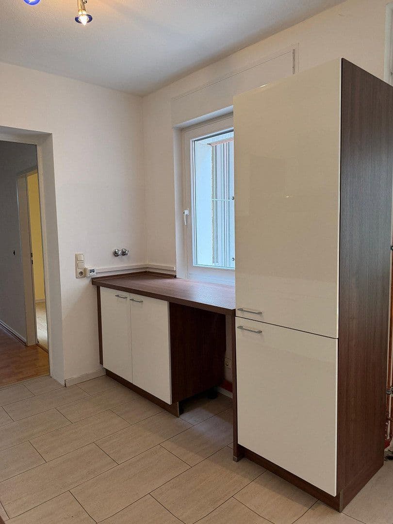 Prodej domu 263 m², pozemek 911 m², Heißener Straße 90, Mülheim an der Ruhr, Severní Porýní-Vestfálsko Prodej domu 263 m², pozemek 911 m², Heißener Straße 90, Mülheim an der Ruhr, Severní Porýní-Vestfálsko