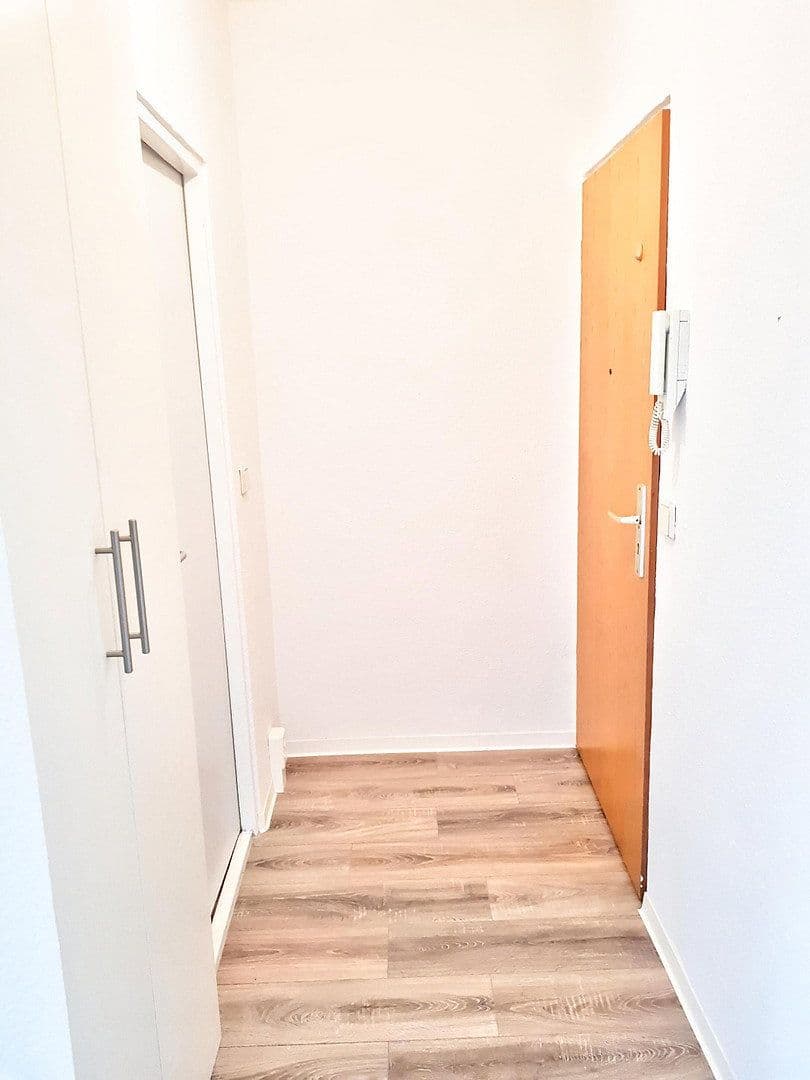 Pronájem bytu 1+1 25 m², Nordstraße, Neukieritzsch, Sasko Pronájem bytu 1+1 25 m², Nordstraße, Neukieritzsch, Sasko