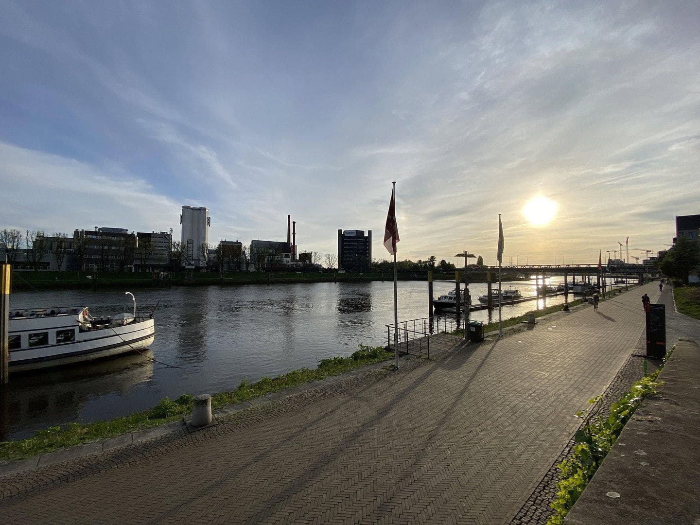 Pronájem bytu 1+1 34 m², Bremen, Bremen Pronájem bytu 1+1 34 m², Bremen, Bremen