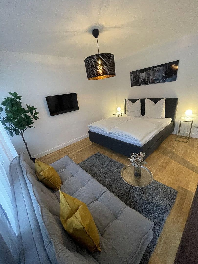 Pronájem bytu 1+1 40 m², Hauptstraße 81, Weinheim, Bádensko-Württembersko Pronájem bytu 1+1 40 m², Hauptstraße 81, Weinheim, Bádensko-Württembersko