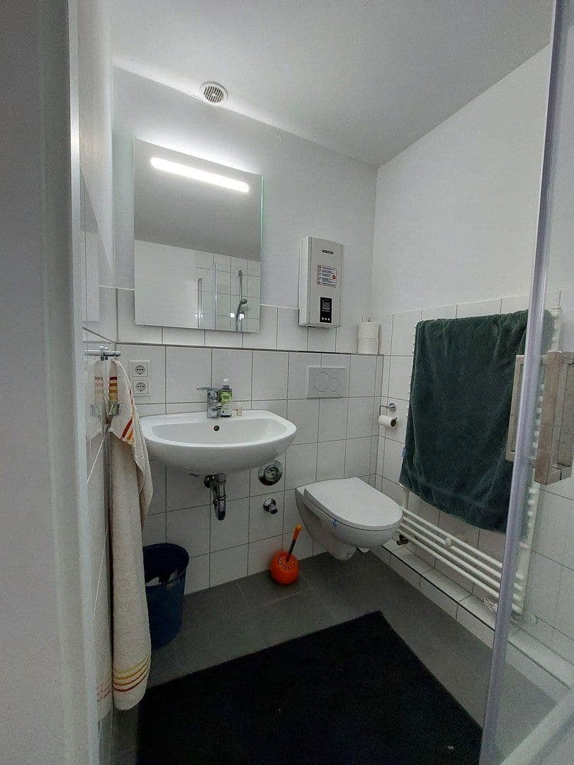 Pronájem bytu 1+1 24 m², Elsassstraße 38, Cáchy, Severní Porýní-Vestfálsko Pronájem bytu 1+1 24 m², Elsassstraße 38, Cáchy, Severní Porýní-Vestfálsko