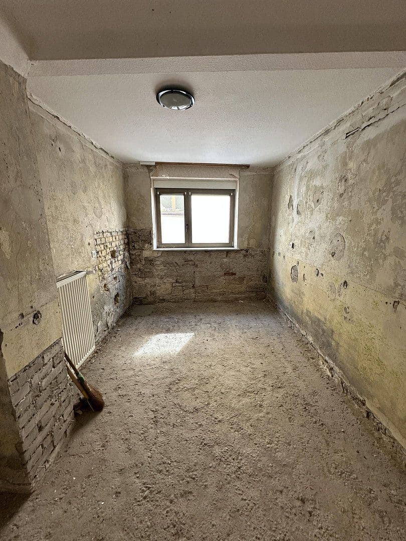 Prodej domu 214 m², pozemek 373 m², Dagobertstr 4, Frankweiler, Porýní-Falc Prodej domu 214 m², pozemek 373 m², Dagobertstr 4, Frankweiler, Porýní-Falc