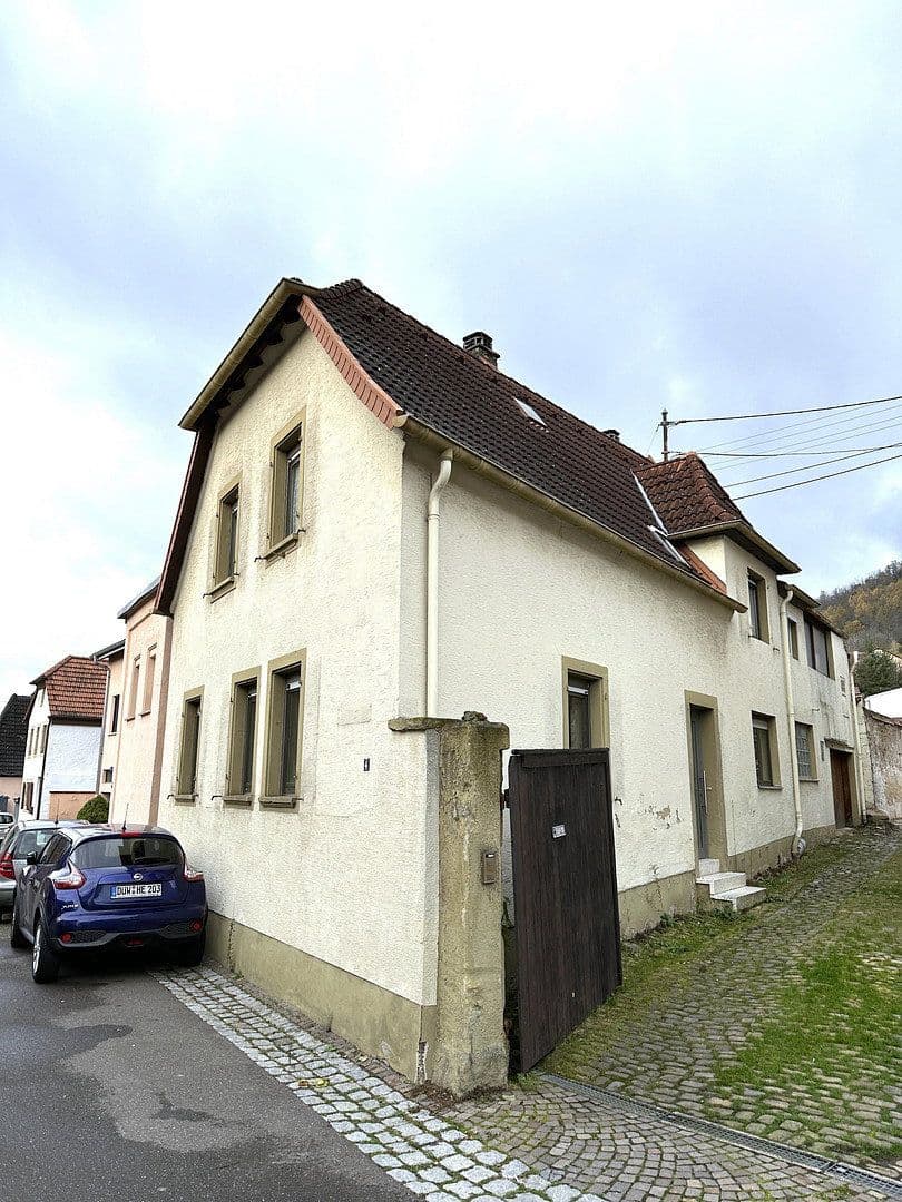 Prodej domu 214 m², pozemek 373 m², Dagobertstr 4, Frankweiler, Porýní-Falc Prodej domu 214 m², pozemek 373 m², Dagobertstr 4, Frankweiler, Porýní-Falc
