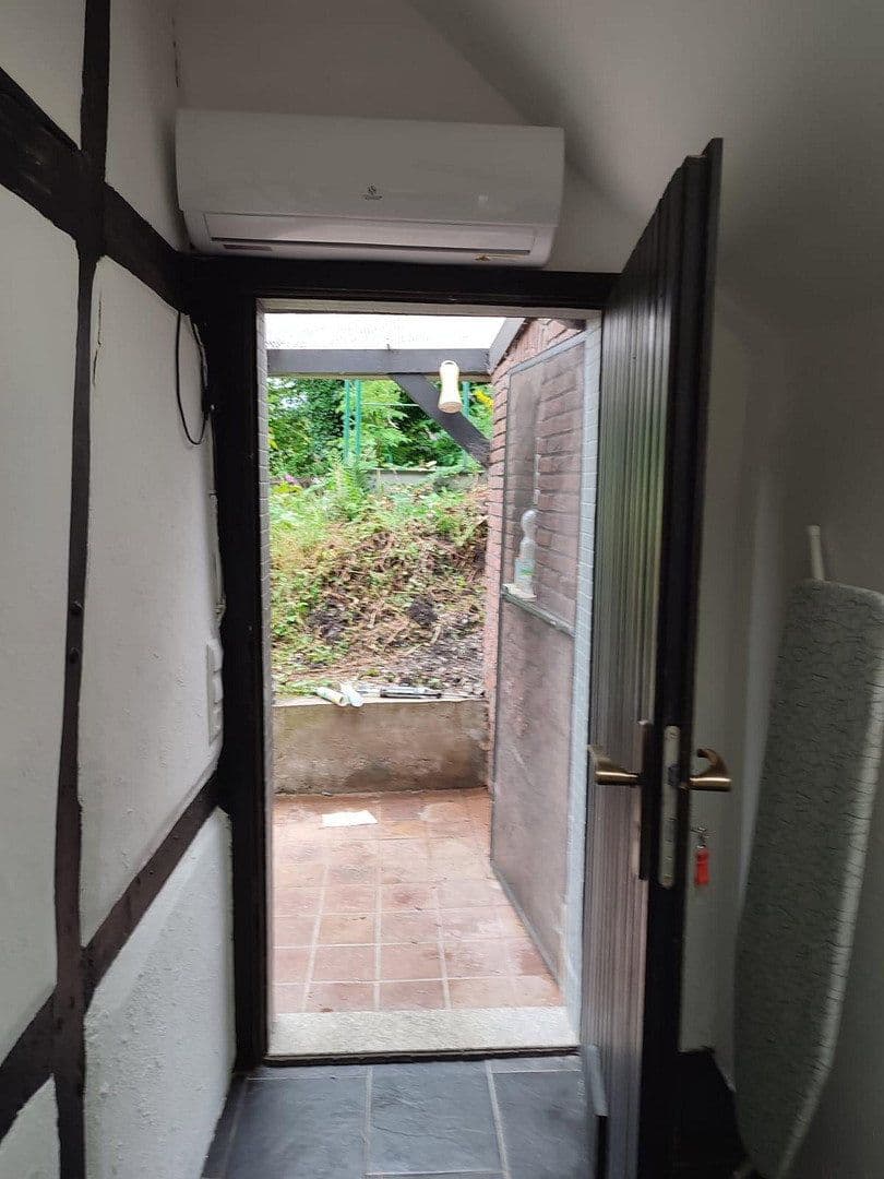 Pronájem domu 40 m², pozemek 430 m², Solingen, Severní Porýní-Vestfálsko Pronájem domu 40 m², pozemek 430 m², Solingen, Severní Porýní-Vestfálsko