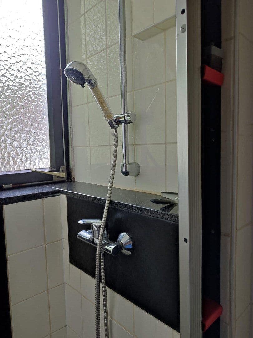Pronájem domu 40 m², pozemek 430 m², Solingen, Severní Porýní-Vestfálsko Pronájem domu 40 m², pozemek 430 m², Solingen, Severní Porýní-Vestfálsko