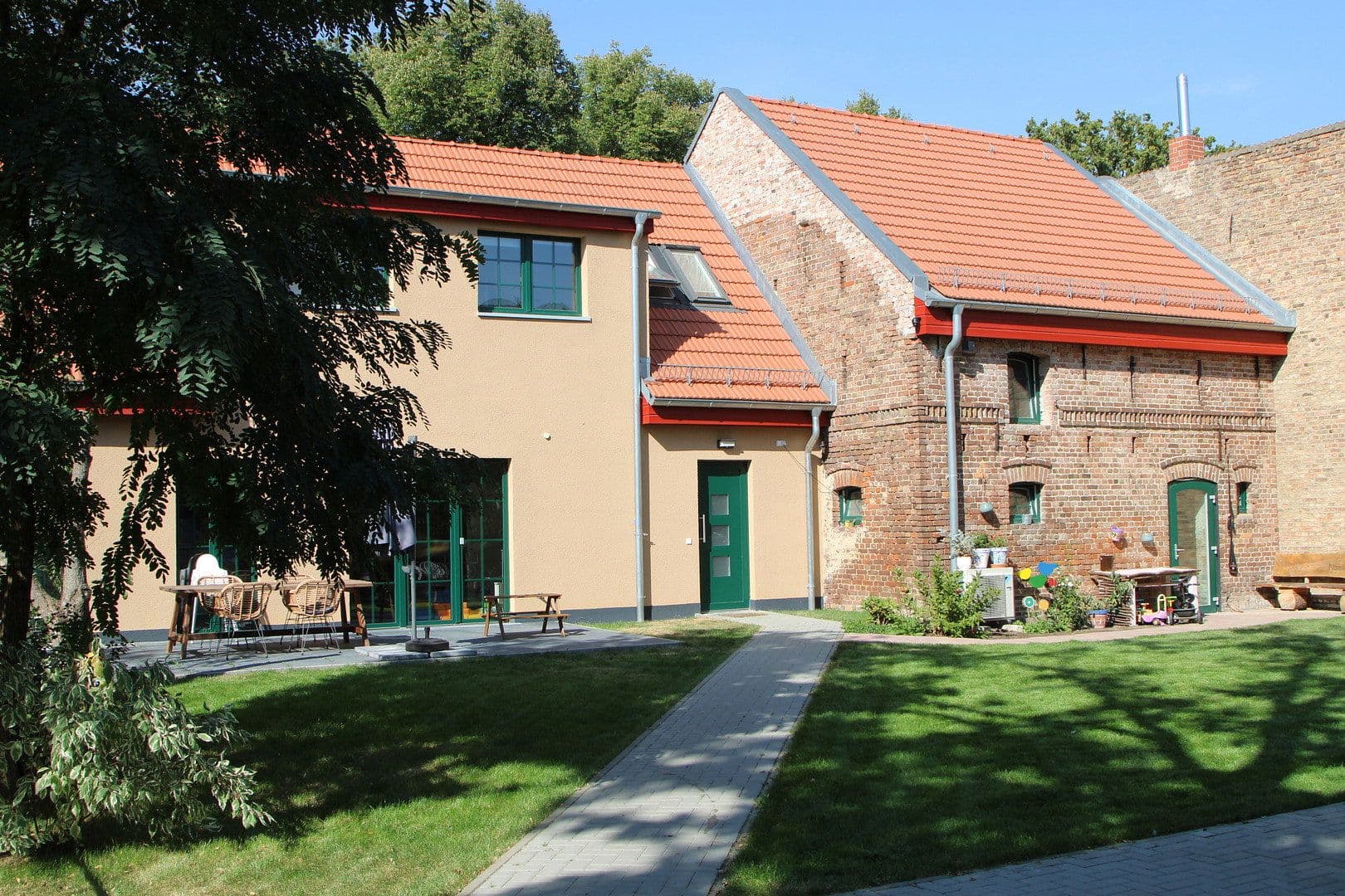Prodej domu 149 m², pozemek 736 m², Nuthetal, Braniborsko Prodej domu 149 m², pozemek 736 m², Nuthetal, Braniborsko