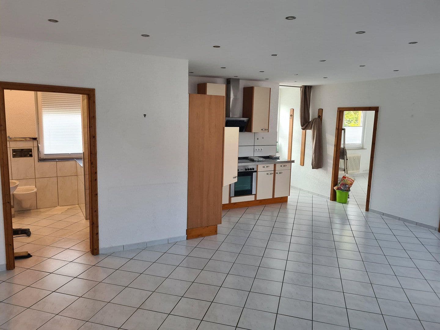 Pronájem bytu 3+1 78 m², Fellbach, Bádensko-Württembersko Pronájem bytu 3+1 78 m², Fellbach, Bádensko-Württembersko