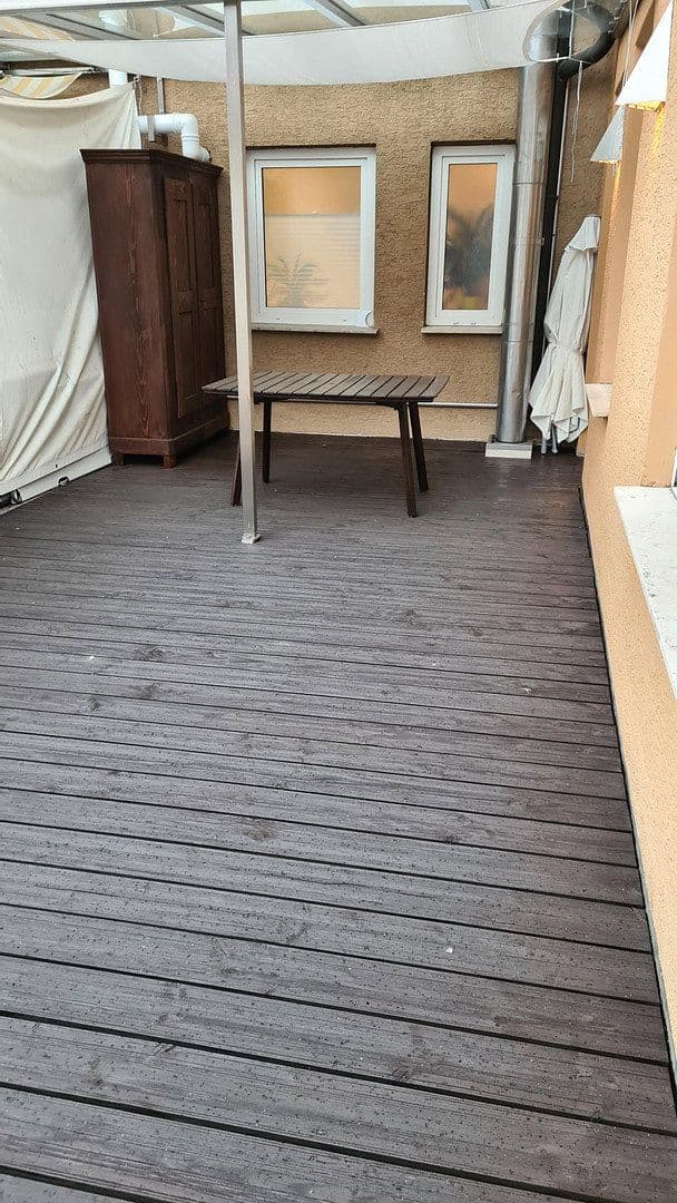 Pronájem bytu 3+1 78 m², Fellbach, Bádensko-Württembersko Pronájem bytu 3+1 78 m², Fellbach, Bádensko-Württembersko