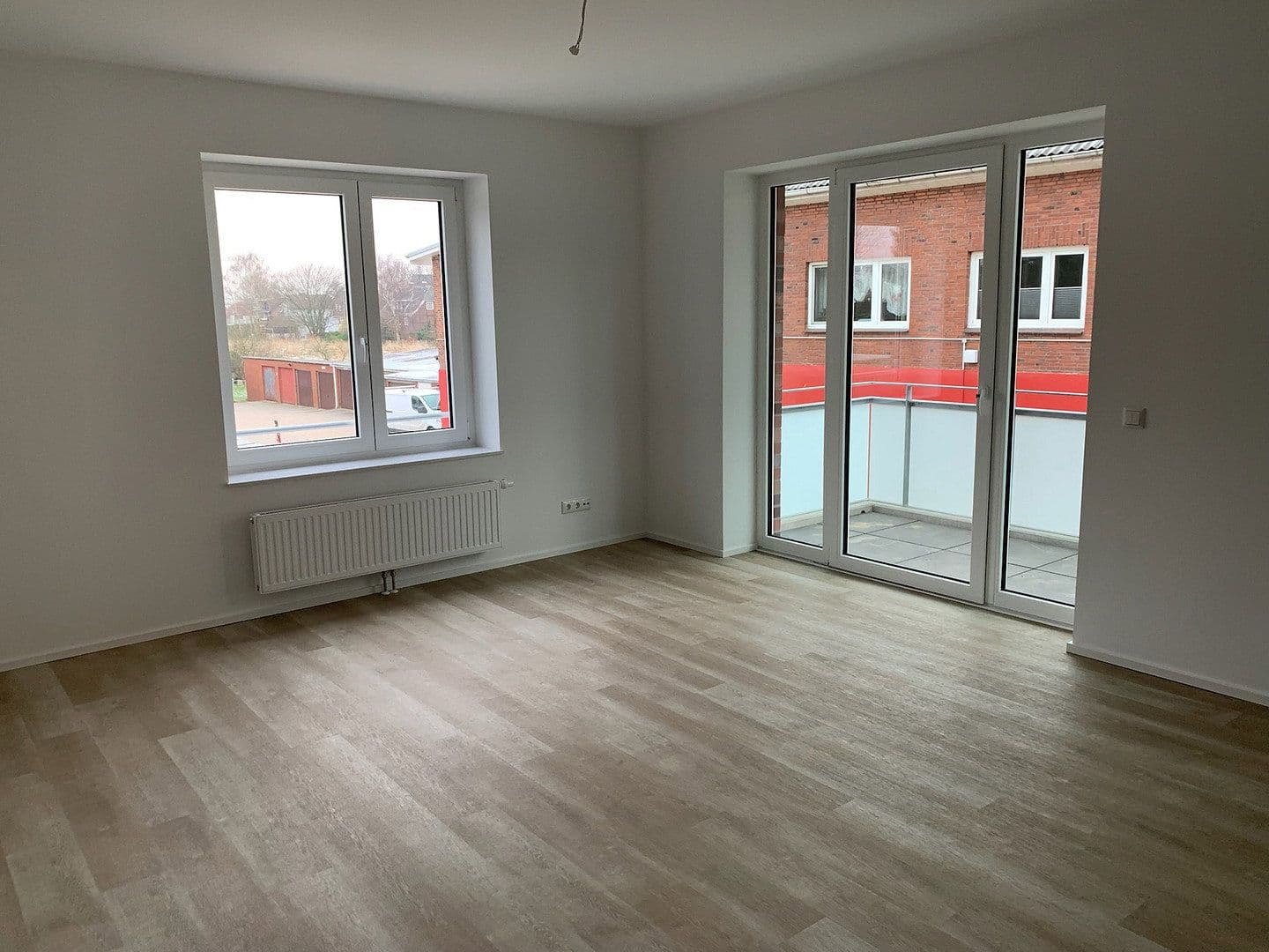 Pronájem bytu 2+1 57 m², Kirchwerder Elbdeich 16, Hamburg, Hamburg Pronájem bytu 2+1 57 m², Kirchwerder Elbdeich 16, Hamburg, Hamburg