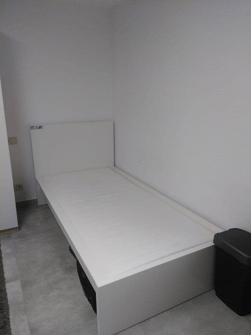 Pronájem bytu 25 m², Ziegelsteige 18, Mosbach, Bádensko-Württembersko Pronájem bytu 25 m², Ziegelsteige 18, Mosbach, Bádensko-Württembersko