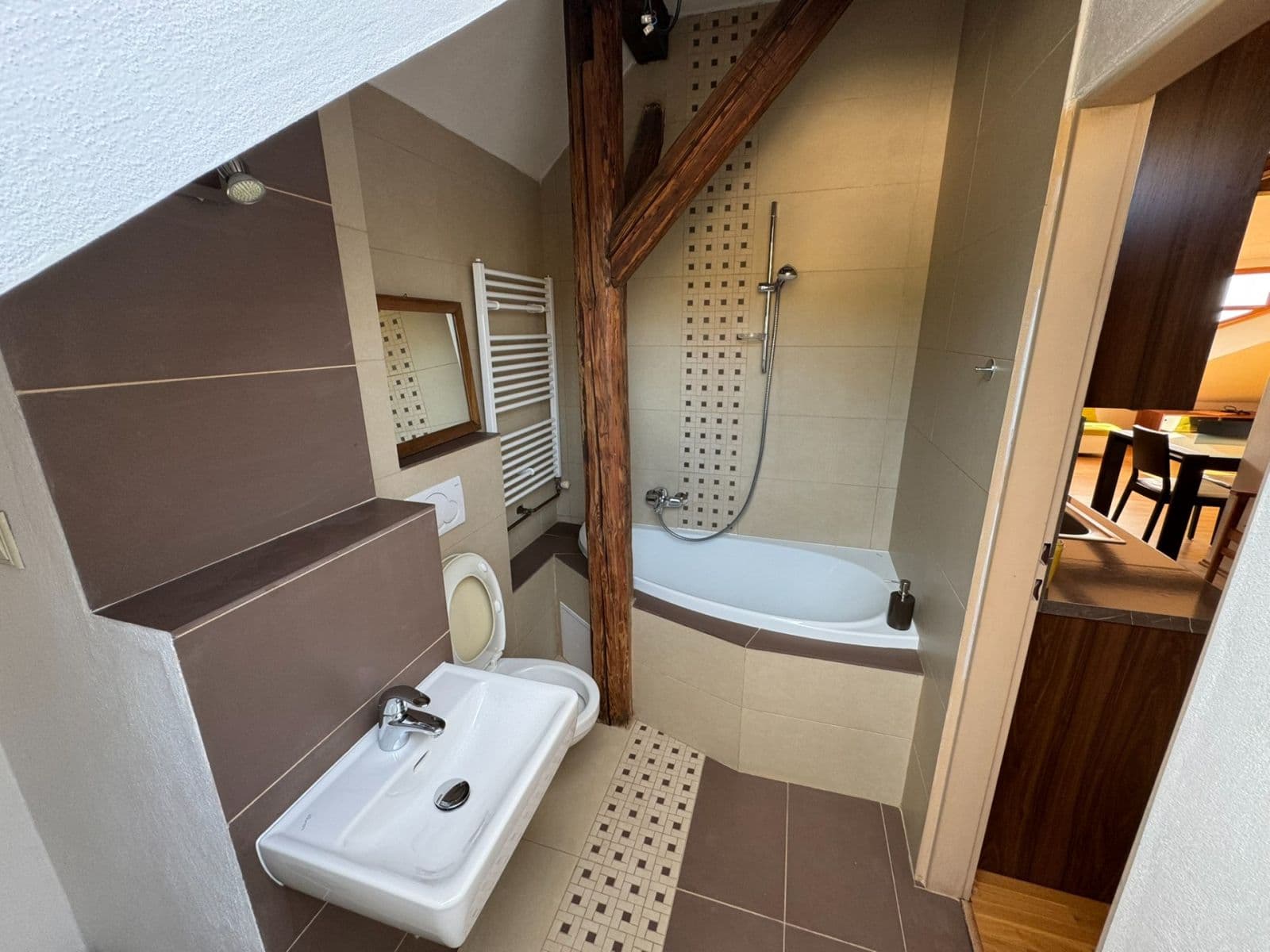 Pronájem bytu 3+kk 82 m², Viniční, Brno, Jihomoravský kraj Pronájem bytu 3+kk 82 m², Viniční, Brno, Jihomoravský kraj