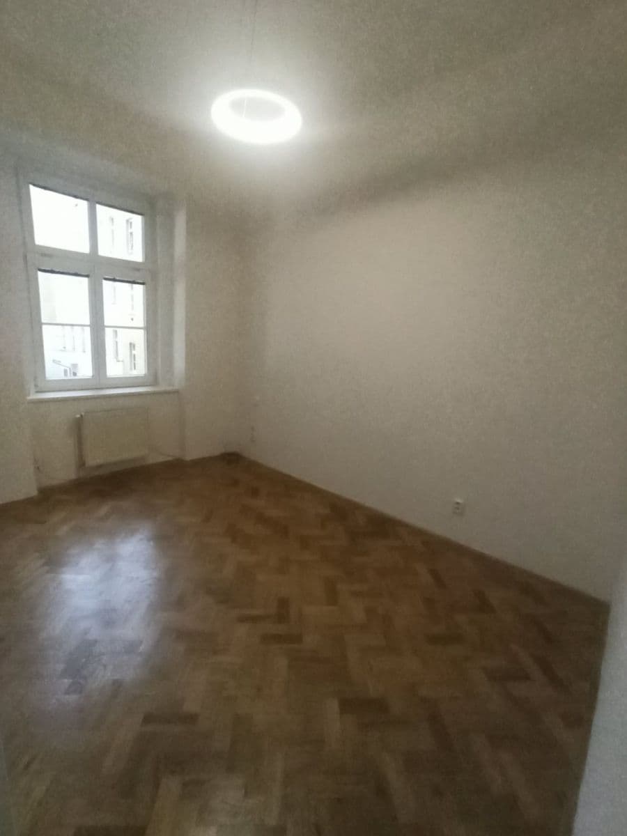 Pronájem bytu 3+1 90 m², Budečská, Praha, Praha Pronájem bytu 3+1 90 m², Budečská, Praha, Praha
