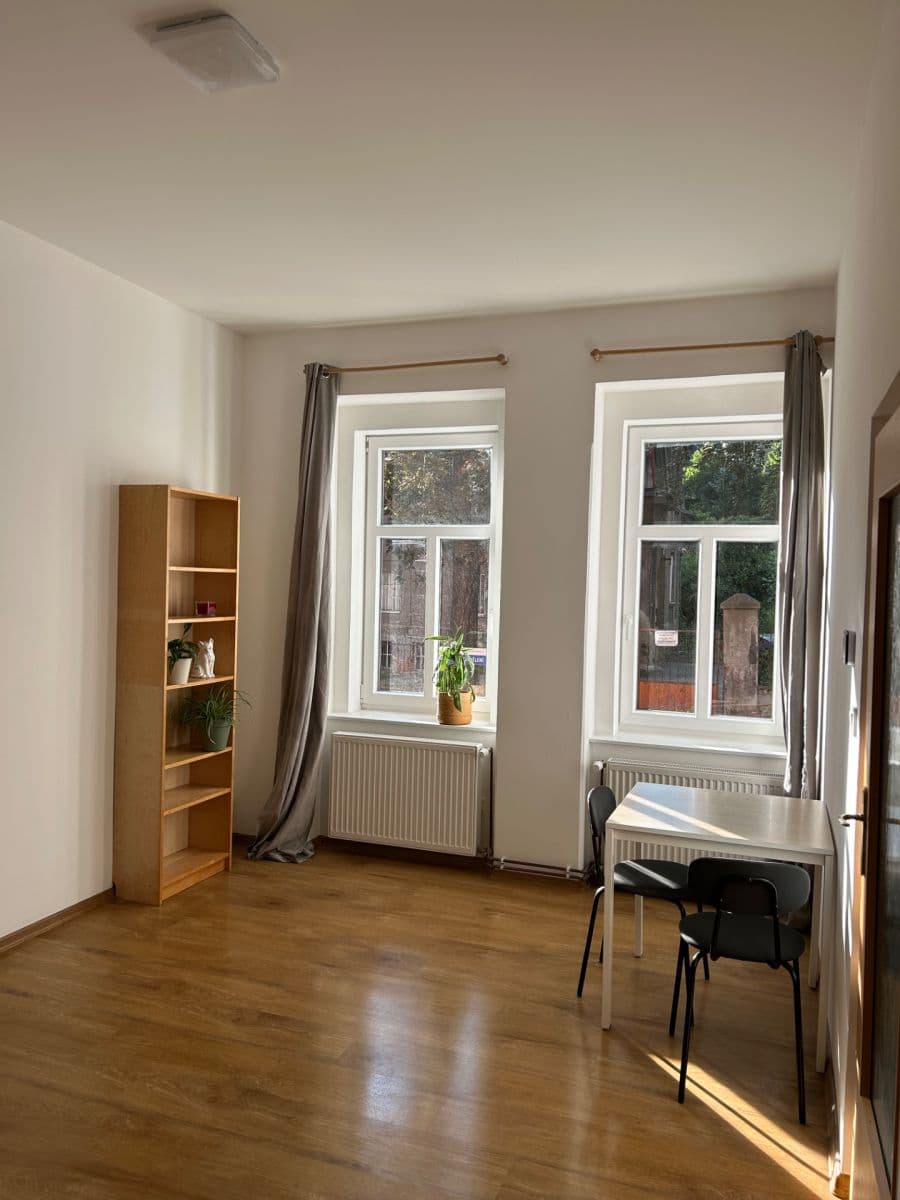 Pronájem bytu 2+1 55 m², Stará, Ústí nad Labem, Ústecký kraj Pronájem bytu 2+1 55 m², Stará, Ústí nad Labem, Ústecký kraj