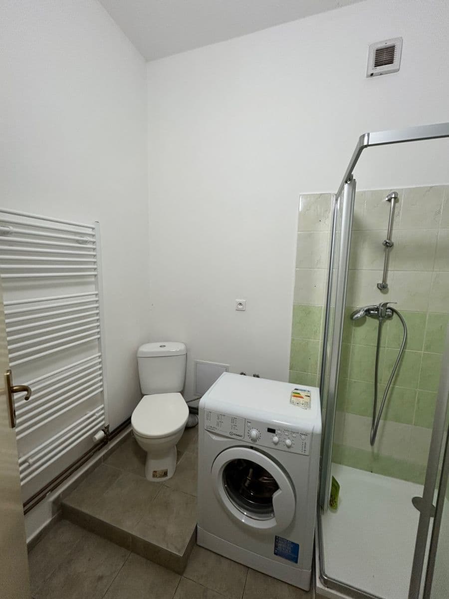Pronájem bytu 2+1 55 m², Stará, Ústí nad Labem, Ústecký kraj Pronájem bytu 2+1 55 m², Stará, Ústí nad Labem, Ústecký kraj