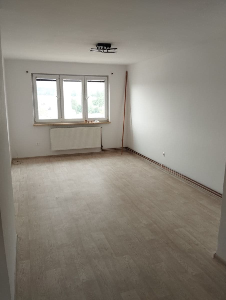 Pronájem bytu 2+kk 37 m², Sídliště, Trhové Sviny, Jihočeský kraj Pronájem bytu 2+kk 37 m², Sídliště, Trhové Sviny, Jihočeský kraj