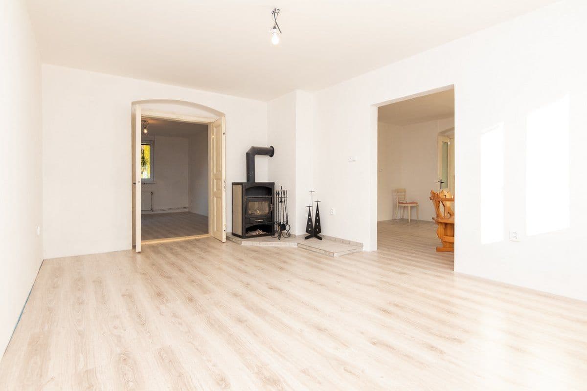 Pronájem bytu 4+1 150 m², Opletalova, Ústí nad Labem, Ústecký kraj Pronájem bytu 4+1 150 m², Opletalova, Ústí nad Labem, Ústecký kraj