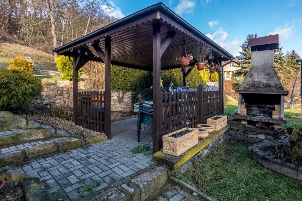 Pronájem bytu 4+1 150 m², Opletalova, Ústí nad Labem, Ústecký kraj Pronájem bytu 4+1 150 m², Opletalova, Ústí nad Labem, Ústecký kraj