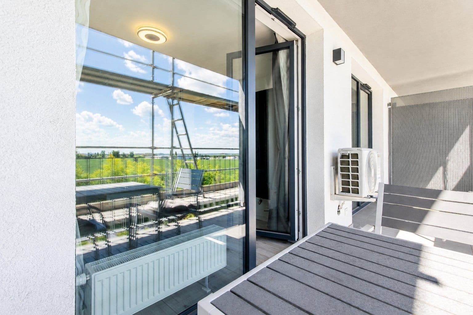 Pronájem bytu 2+kk 60 m², Velvarská, Horoměřice, Středočeský kraj Pronájem bytu 2+kk 60 m², Velvarská, Horoměřice, Středočeský kraj