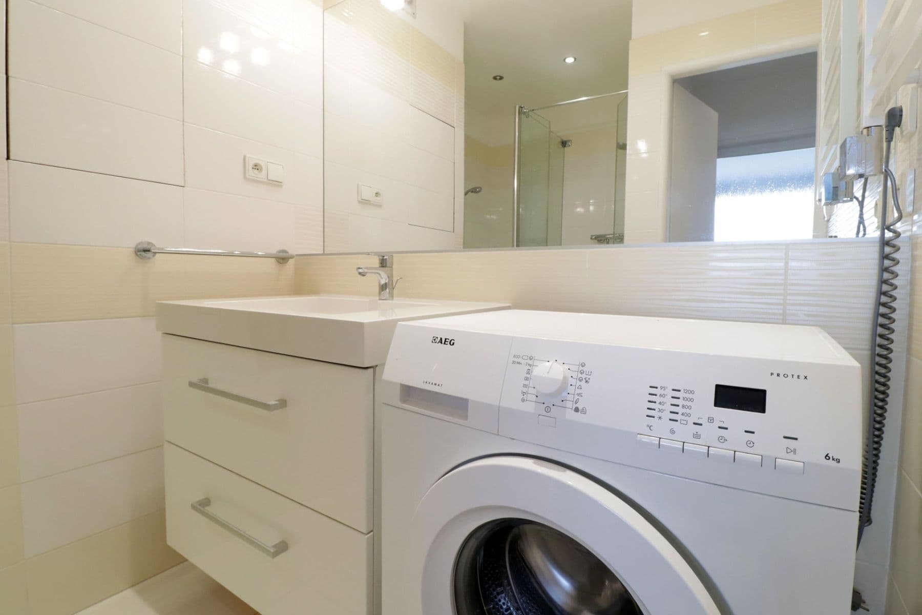 Pronájem bytu 3+1 73 m², Křivá, Praha, Praha Pronájem bytu 3+1 73 m², Křivá, Praha, Praha