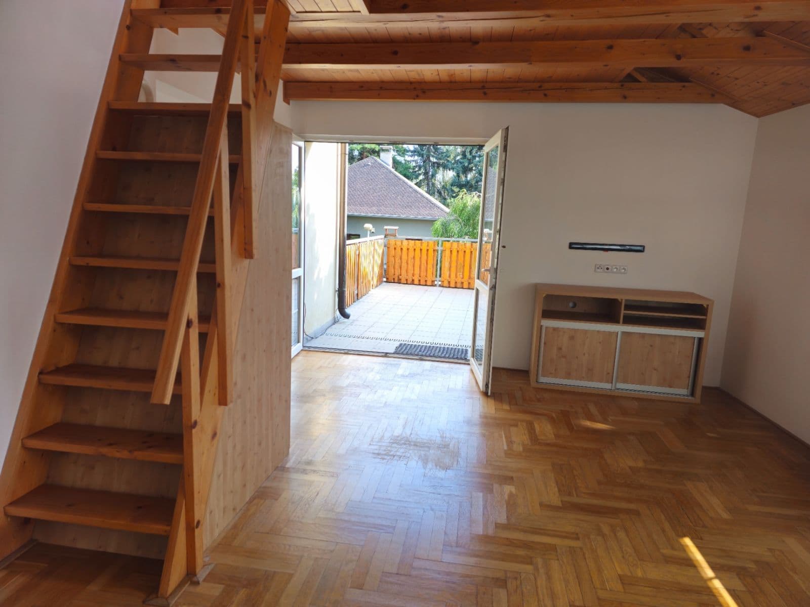 Pronájem bytu 3+1 71 m², Staňkovská, Praha, Praha Pronájem bytu 3+1 71 m², Staňkovská, Praha, Praha